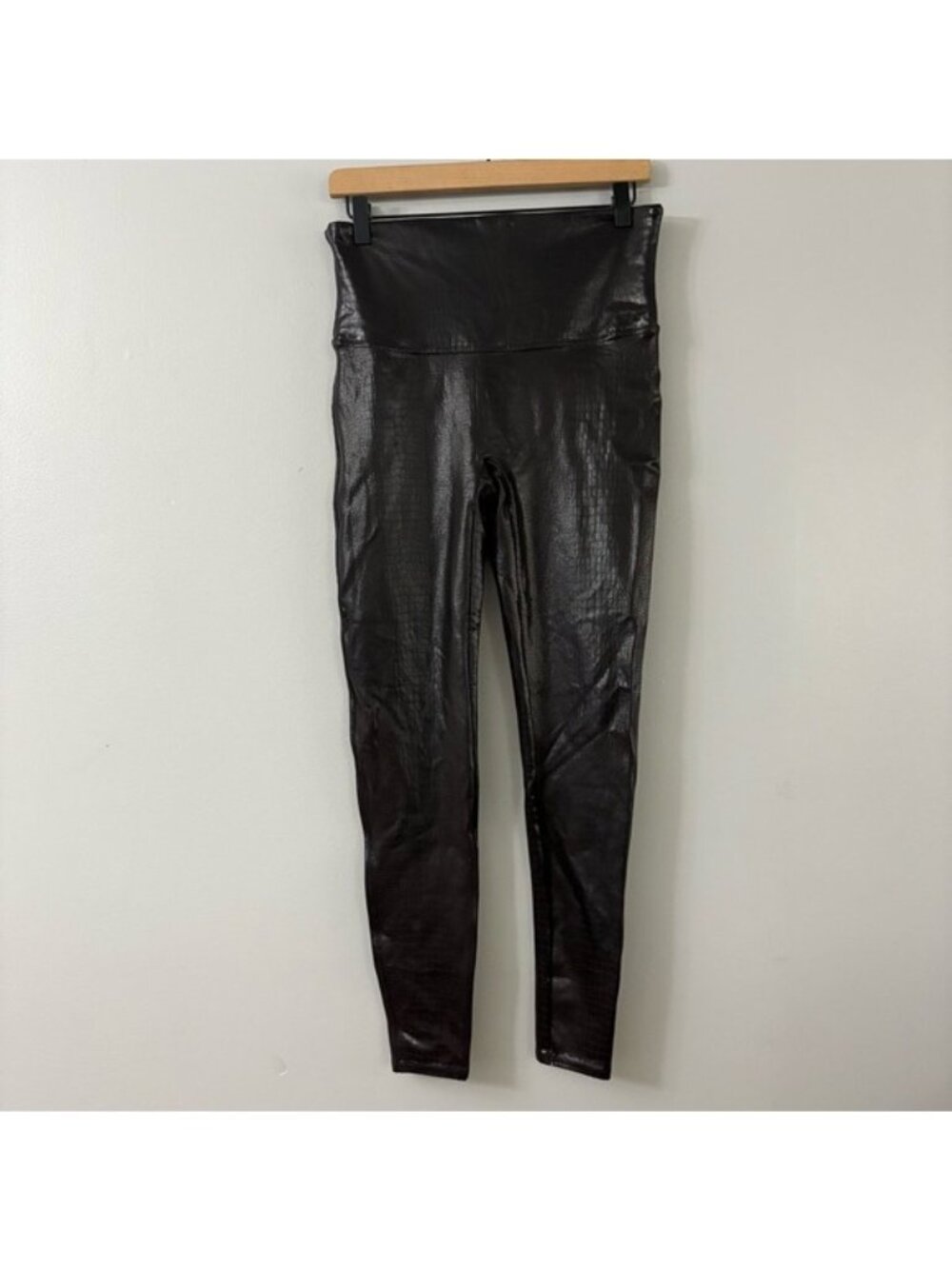 Spanx Faux Leather Croc Shine Leggings